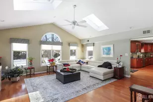 142 Monmouth Rd, Monroe Township, NJ 08831 - Photo 10