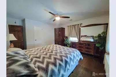 46 N Edward Street, Sayreville, NJ 08872 - Photo 12