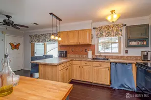 9 Crabtree Rd, Old Bridge Township, NJ 07747 - Photo 10