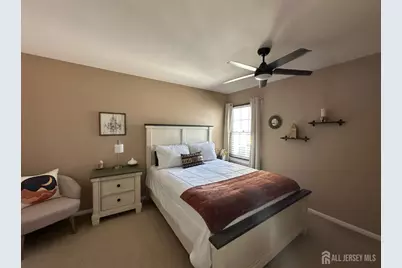 39 Renaissance Lane, New Brunswick, NJ 08901 - Photo 8