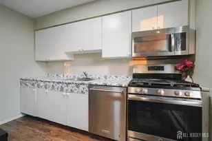 72 Fox Rd, Edison, NJ 08817 - Photo 16