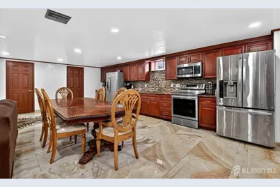 6 E 2nd Street, Port Reading, NJ 07064 - Photo 20