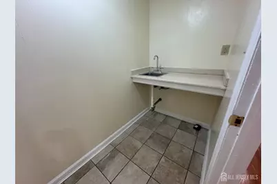 127 Livingston Avenue, New Brunswick, NJ 08901 - Photo 10