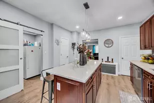 135 Brighton Ave, Perth Amboy, NJ 08861 - Photo 16