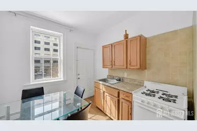 85 Smith Street, Perth Amboy, NJ 08861 - Photo 22