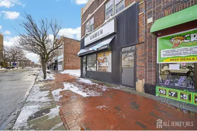 85 Smith Street, Perth Amboy, NJ 08861 - Photo 2