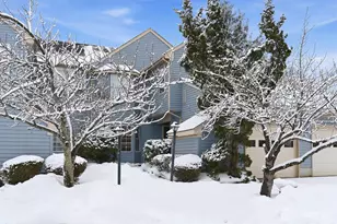 138 Concordia Cir, Monroe Township, NJ 08831 - Photo 4