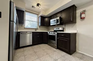 17 Florida Grove Rd, Woodbridge Township, NJ 08832 - Photo 6