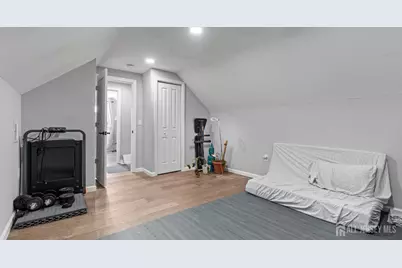 47 Hillcrest Avenue, Edison, NJ 08817 - Photo 44