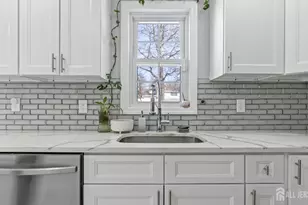 47 Hillcrest Ave, Edison, NJ 08817 - Photo 26