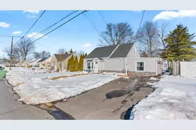 47 Hillcrest Avenue, Edison, NJ 08817 - Photo 2