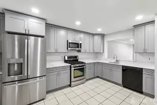 76 Coriander Dr, South Brunswick Township, NJ 08540 - Photo 6