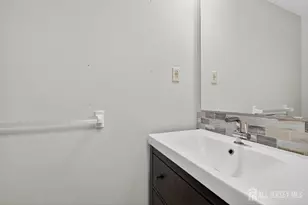 49 Hampshire Dr, Plainsboro Township, NJ 08536 - Photo 6