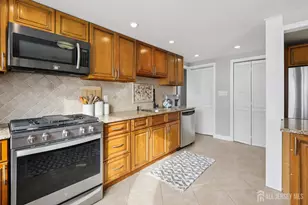 26 Linda Ave, Colonia, NJ 07067 - Photo 12