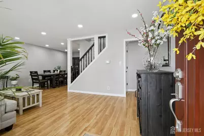 26 Linda Avenue, Colonia, NJ 07067 - Photo 6