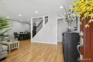 26 Linda Ave, Colonia, NJ 07067 - Photo 6