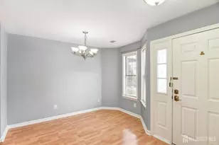 902 Harbor Club Dr, Sayreville, NJ 08859 - Photo 4