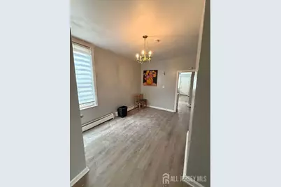 53 Hassart Street, New Brunswick, NJ 08901 - Photo 8