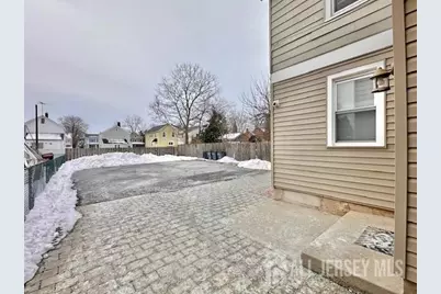 15 Doughty Street #C, Raritan, NJ 08869 - Photo 2