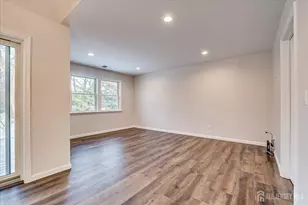 83 Sagamore Ave, Edison, NJ 08820 - Photo 16