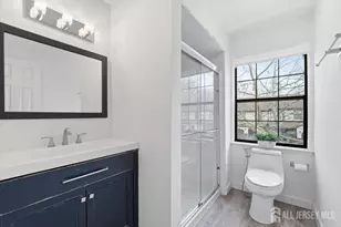 1124 Staghorn Dr, North Brunswick Township, NJ 08902 - Photo 18