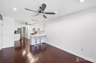 1124 Staghorn Dr, North Brunswick Township, NJ 08902 - Photo 8