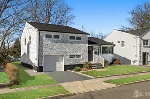 37 Albert Dr, Sayreville, NJ 08872 - Photo 1