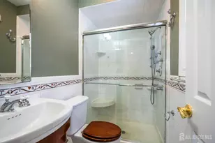 61 Flagler St, East Brunswick Township, NJ 08816 - Photo 18