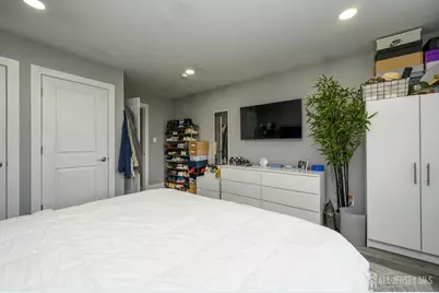 569 Liberty Avenue, Jersey City, NJ 07307 - Photo 22