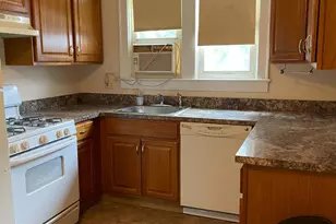 549 Main St, Spotswood, NJ 08884 - Photo 2