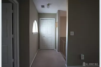 50 Tanglewood Court, South Brunswick Township, NJ 08852 - Photo 4