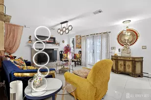 112 W Willow Street W, Colonia, NJ 07067 - Photo 6