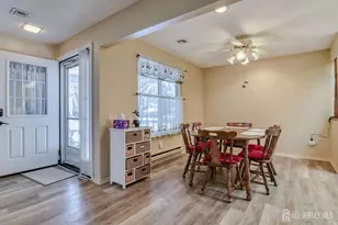 110C Chatham Dr, Monroe Township, NJ 08831 - Photo 6