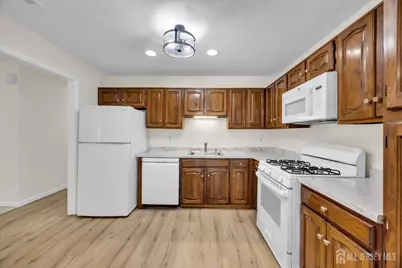 113 Heather Court #113, Edison, NJ 08820 - Photo 10