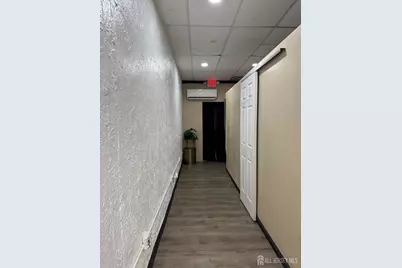 465 New Brunswick Avenue #2, Fords, NJ 08863 - Photo 4