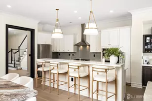 11 Hamilton Dr, Cranbury Township, NJ 08512 - Photo 8