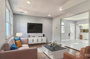 685 N Edgewood Pl, North Brunswick Township, NJ 08902 - Photo 10