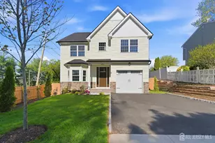 3 Lillian St, Fords, NJ 07095 - Photo 2