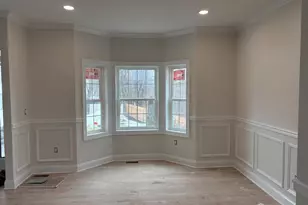 3 Lillian St, Fords, NJ 07095 - Photo 8