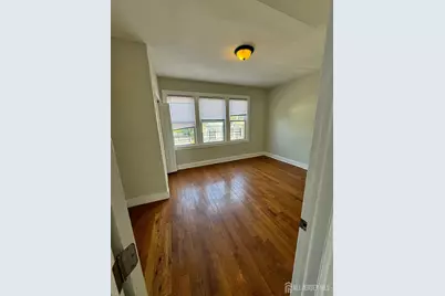 123 University Place, Irvington, NJ 07111 - Photo 2