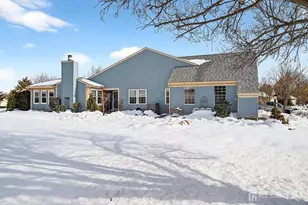 3 George Washington Dr, Monroe Township, NJ 08831 - Photo 4