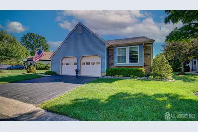 3 George Washington Drive, Monroe Township, NJ 08831 - Photo 2
