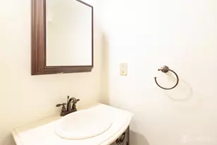 57 Columbus Ave, Edison, NJ 08817 - Photo 18