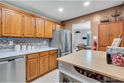 40 Kingston Run, North Brunswick Township, NJ 08902 - Photo 14