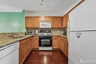 368 Rector St, Perth Amboy, NJ 08861 - Photo 4