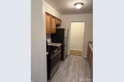 304 Lakeview Terrace, Plainsboro Township, NJ 08540 - Photo 8