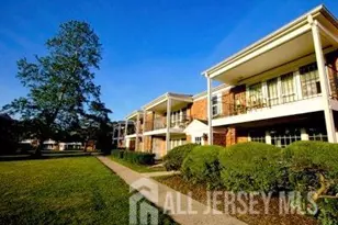 504 Lakeview Terrace, Plainsboro Township, NJ 08540 - Photo 2