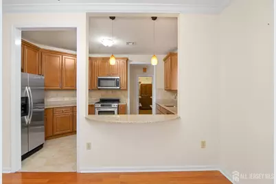 424 Regency Place, Woodbridge Township, NJ 07095 - Photo 8