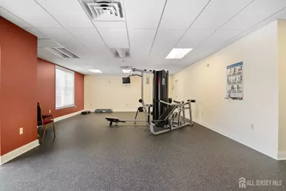 424 Regency Place, Woodbridge Township, NJ 07095 - Photo 28