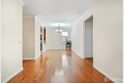 424 Regency Place, Woodbridge Township, NJ 07095 - Photo 4